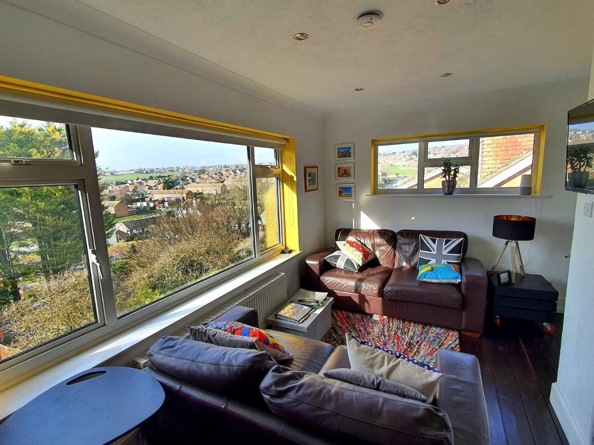 Hébergement de vacances 3 Bed House, Stunning Views And Free Parking