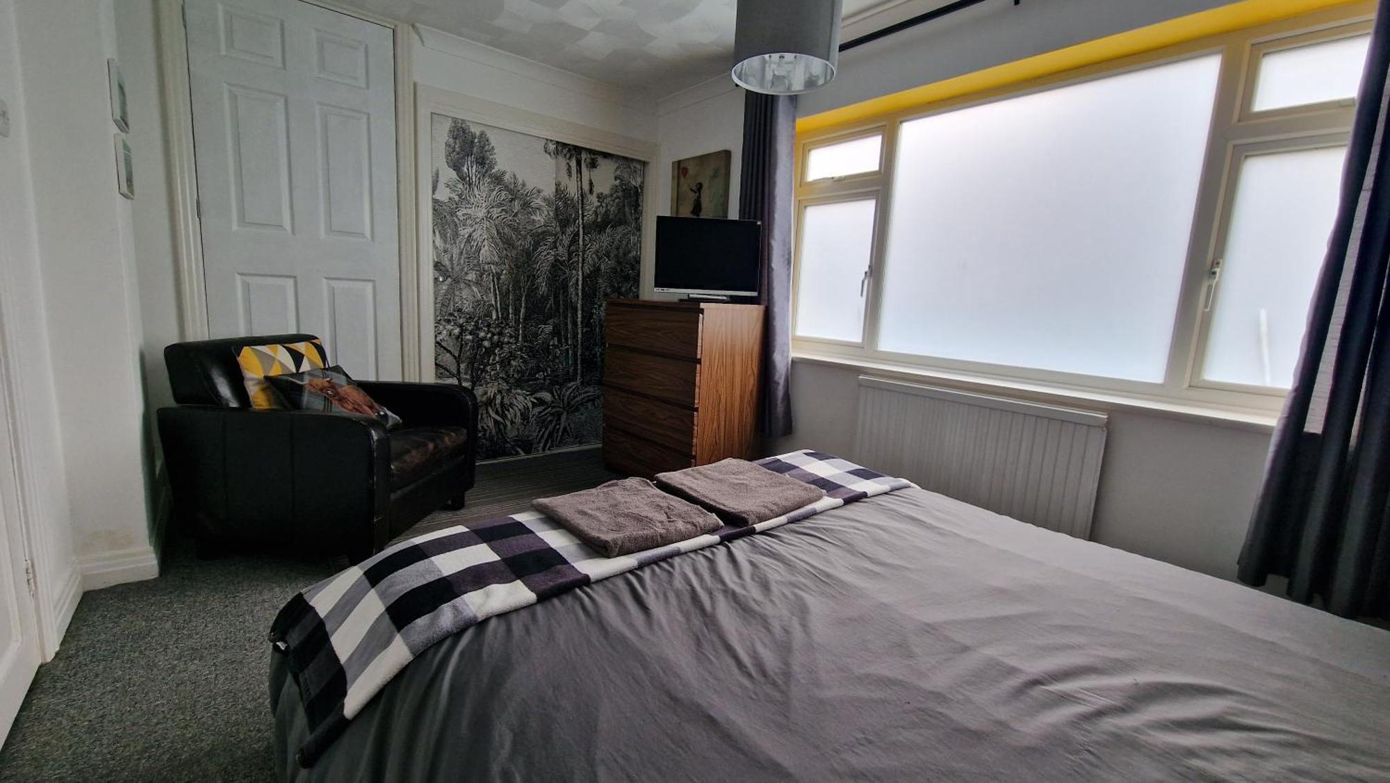 Hébergement de vacances 3 Bed House, Stunning Views And Free Parking *