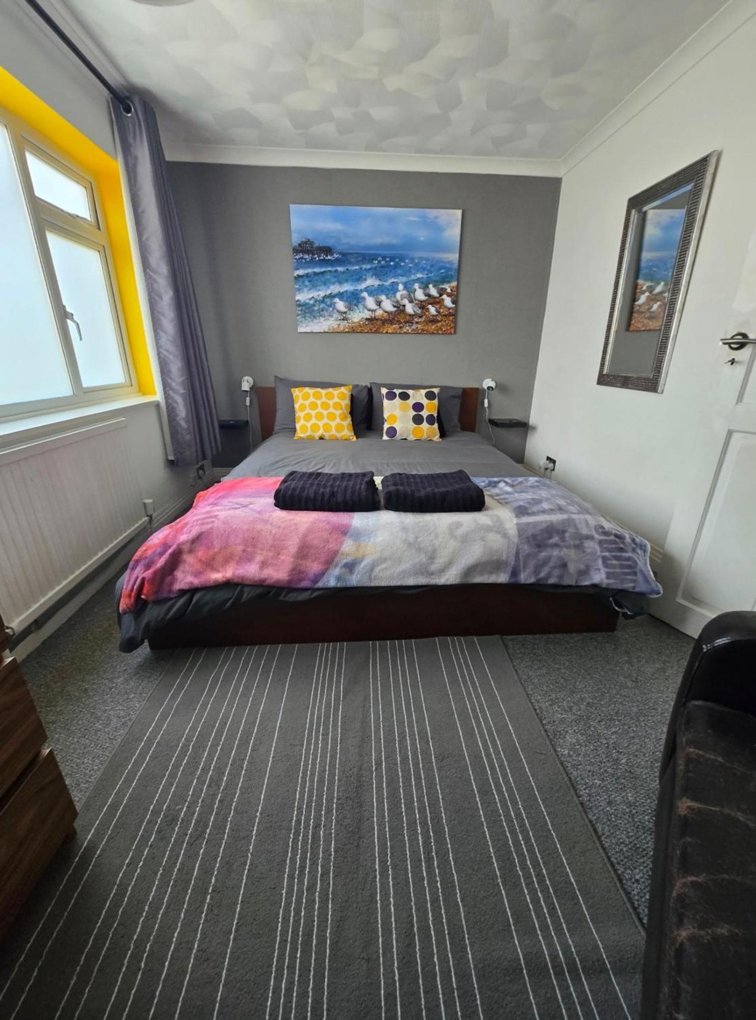 3 Bed House, Stunning Views And Free Parking Hébergement de vacances Hove