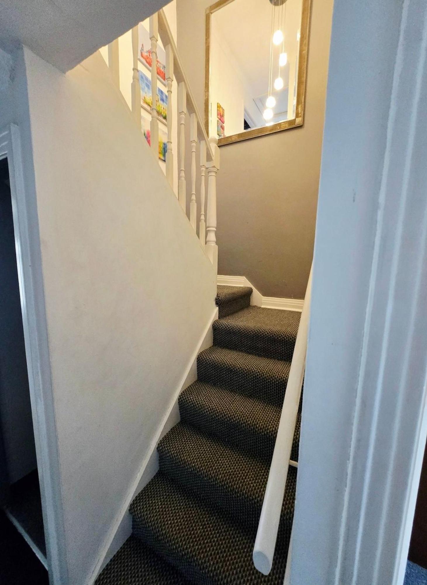 Hébergement de vacances 3 Bed House, Stunning Views And Free Parking
